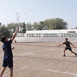 Badminton